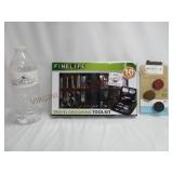 Travel Grooming Tool Kit & Mini Phone Grips