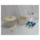 Steamer Basket & Reuseable Mini Containers