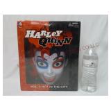 Harley Quinn Vol 1 Hot in the City Book & Mask Set