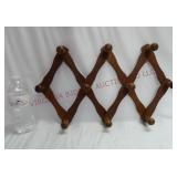 Accordion Fold Wooden Wall Hanging Peg Rack