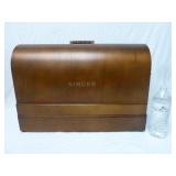 Singer Sewing Case w Handwheel Knob