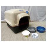 Top Paw Medium Dog House & Pet Bowls