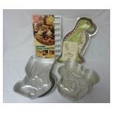 Lot of 5 Wilton Cookie & Cake Pans