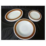 Lot of 8 Pyrex Tableware by Corning Dishes