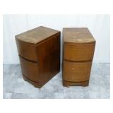 Set of 2 Vintage Curve Front Nightstands