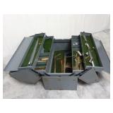 22" Radnor USA Tool Box & Contents