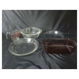 (4) Baking Dishes & (1) Measuring Cup