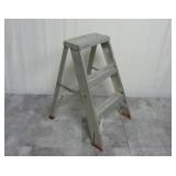 Aluminum 2-Step Folding Ladder