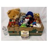 Toy Hammock & Stuffed Animals / Plush