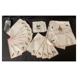 Vtg Applique Basket Liner, Napkins & Tablecloth