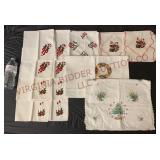 Vintage Christmas Table Linens - See Desc