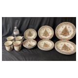 Queens Seasons Greetings Dinnerware - 4 Place Set
