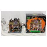 2010 Lemax Spooky Town Dingy Dungeon Pub #05014
