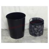 2 ~ Trash Cans / Waste Bins ~ Clean