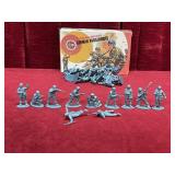 29 1/32 Airfix German Paratroops Toy Soldiers