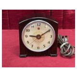 GE Model 7H154 Alarm Clock - Works