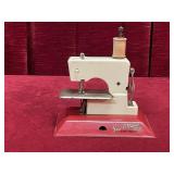 Straco Machine Sew-O-Matic Junior Sewing Machine