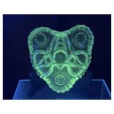 Heart Shape Manganese Glass Candy Dish - Note