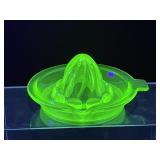 Uranium Glass 5" Juicer - Note