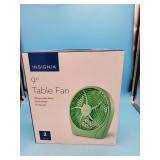Insignia 9" table fan