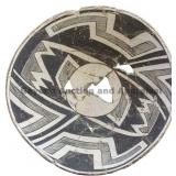 Segmented Reverse Mirrored Geometric Mimbres