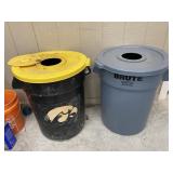2 Large Rubbermaid Brute Trash Cans