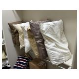 7 Bed Pillows
