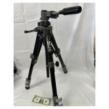 SLIK U-212 Universal Tripod