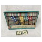 NEW Pioneer Woman 13 Piece Table Linens Set
