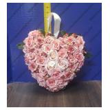 12' Heart Of Roses