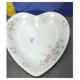 Pfaltzgraff Heart Shaped Dish. Pfaltzgraff Heart Shaped Dish.