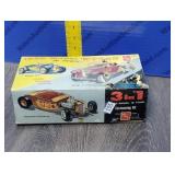 1932 FORD Plastic Model Car 1932 FORD Plastic Model Car