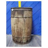 Vintage Small Wooden Barrel. Vintage Small Wooden Barrel.
