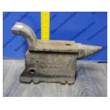 Vintage Blacksmith 20 lbs ANVIL. Vintage Blacksmith 20 lbs ANVIL.