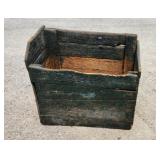 Primitive Wooden Box Primitive Wooden Box