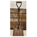 Scoop Shovel 39in tall Scoop Shovel 39in tall