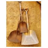 Lot of 3 Scoop Shovels Lot of 3 Scoop Shovels