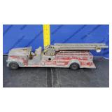 VINTAGE Rare HUBLEY 520 FIRETRUCK