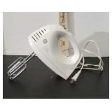GE hand Mixer
