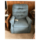 Med-Lift electric petite lift chair