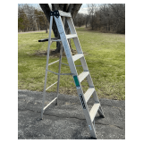 Louisville 6' aluminum ladder