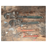 Pipe wrenches up to 18'