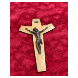 Wortman Jewelers 12' crucifix