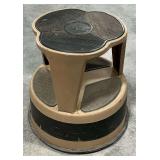 Kikstep stool