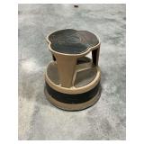 Kikstep stool