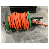 Grizzly air hose reel with 3/8 air hose