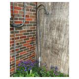 4 shepherd's hooks