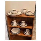 Noritake Ivory China 'Etienne' china set
