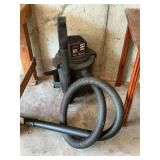Craftsman Wet/Dry Vac 6-gallon, 2.0 hp with hoses