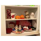 Assortment of holiday décor, up to 12' L